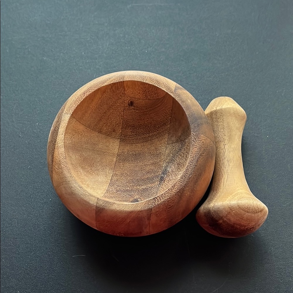 Wooden Mortar and Pestle Set